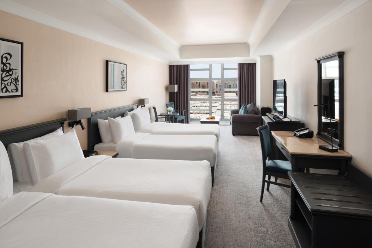麦地那瑞享酒店 外观 照片 A room at the hotel